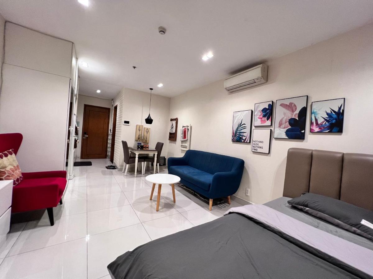 Căn hộ Sky Center Thap A Gan San Bay Tan Son Nhat TP. Hồ Chí Minh