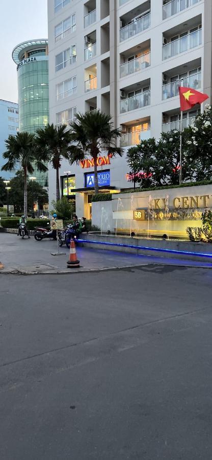 Sky Center Thap A Gan San Bay Tan Son Nhat TP. Hồ Chí Minh